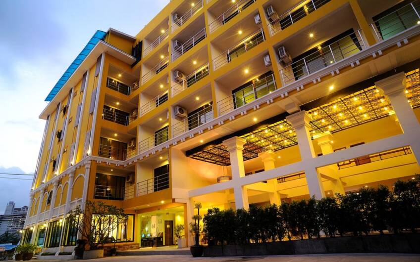 Central Patong – 60-Room 3* Tourist Hotel – REAL Phuket